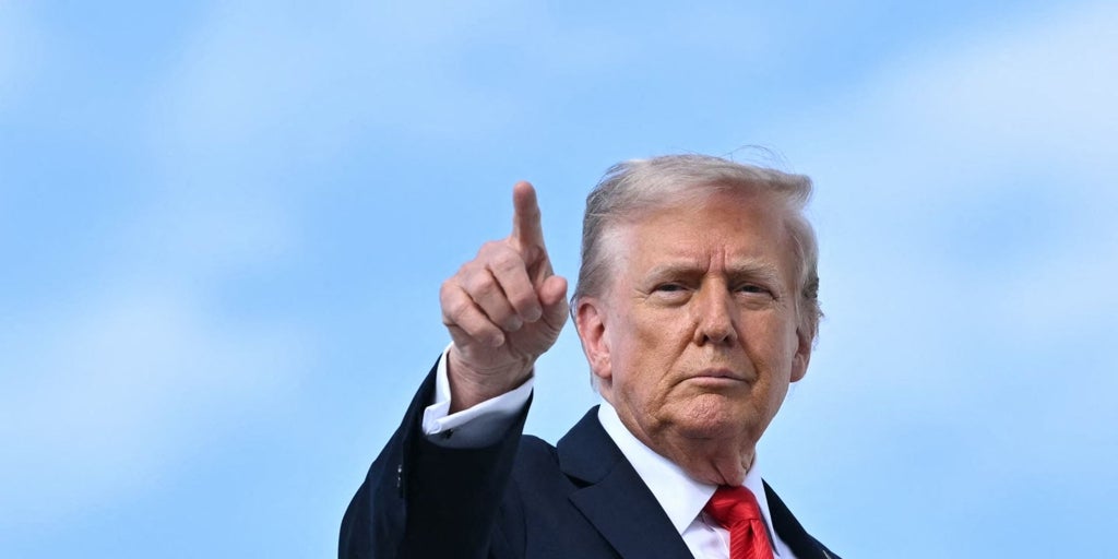 Trump estalla contra el cambio de normas de la NFL: «¡El fútbol americano afeminado es malo para Estados Unidos!»