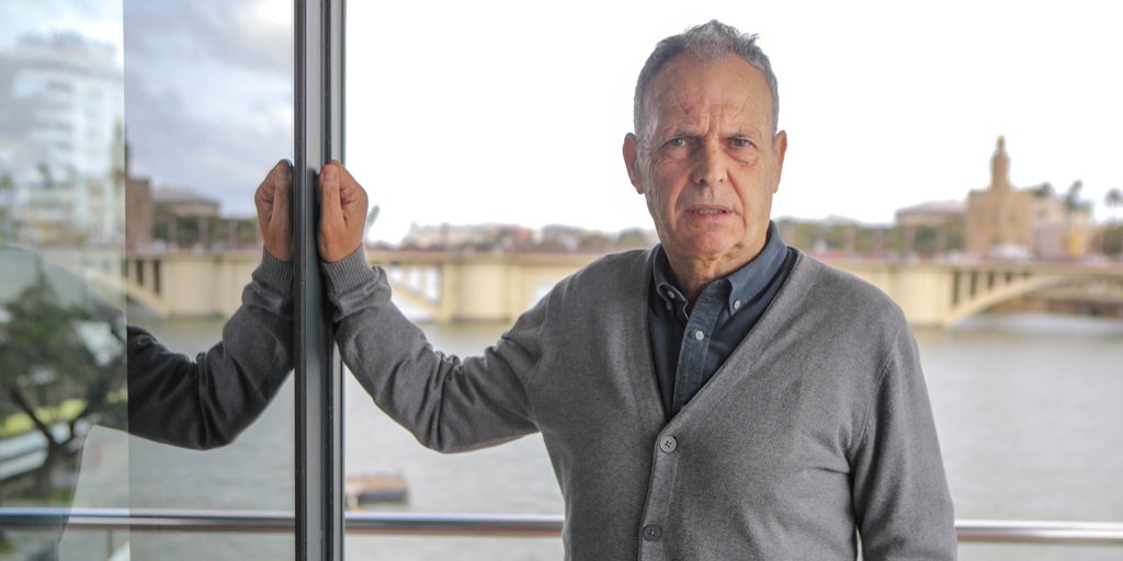 Caparrós aclara su posición de presidente de honor: «No puedo cobrarle al Sevilla»