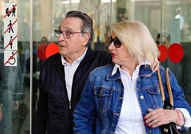 La mujer de Negreira niega el blanqueo y justifica los cobros por su «relación laboral» en vísperas de su declaración como imputada