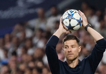 Xabi no quiere ofendidos y De Zerbi se revuelve por el penalti: «No es mano ni en el Bernabéu, ni en Anoeta ni en el Vélodrome»