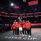 Alcaraz se quedó solo contra el Mundo... y perdió