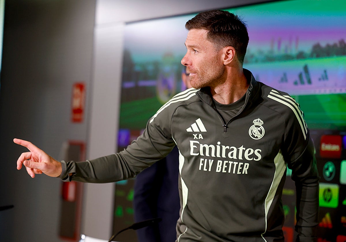 Xabi Alonso, en la sala de prensa d Valdebebas