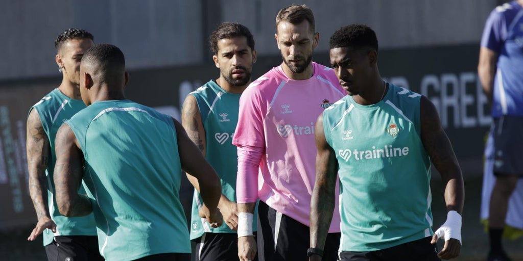 Alineaciones probables del Betis - Osasuna de LaLiga EA Sports 2025-2026: onces y banquillo de suplentes