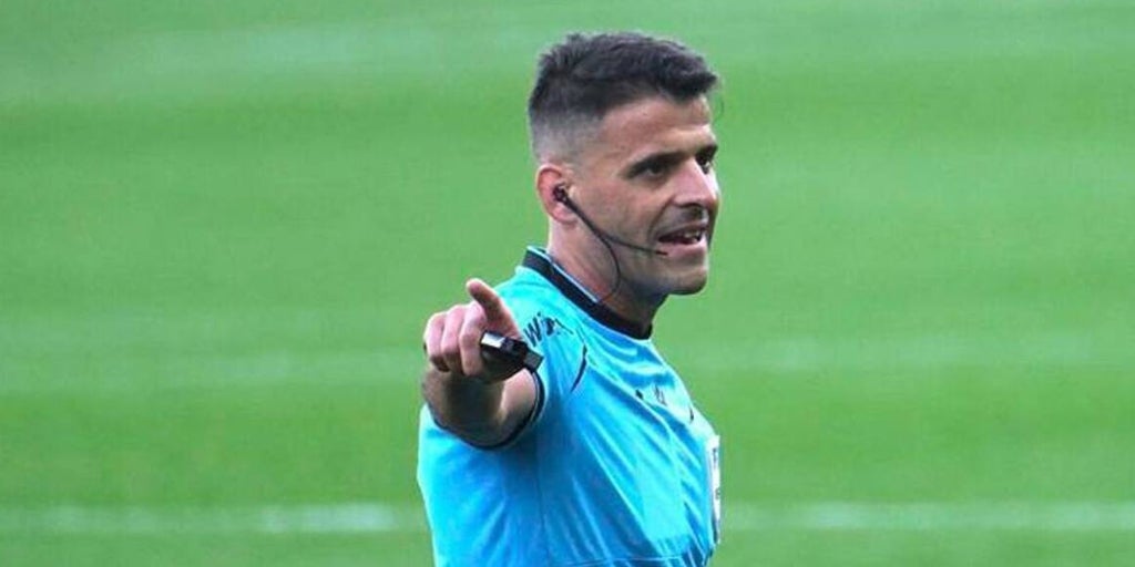 Jesús Gil Manzano, árbitro del Rayo - Sevilla