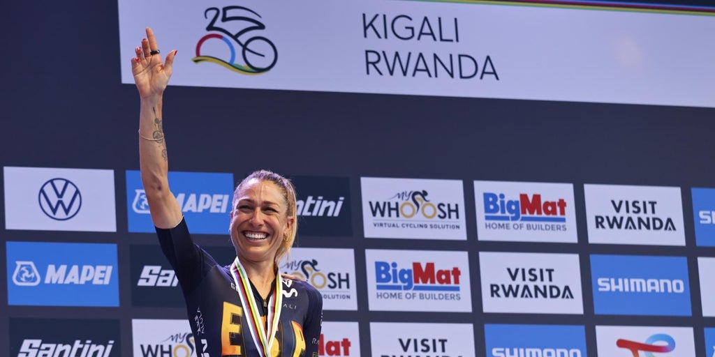 Mavi García logra un histórico bronce en la prueba en línea