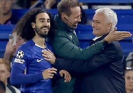 Mourinho volvió, saludó, abrazó, besó... y perdió