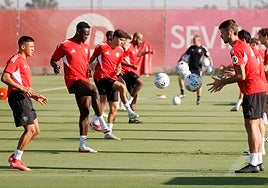 Kike Salas, sobre las incorporaciones: «Desde que llegaron sabíamos lo que nos podían dar y lo han demostrado»