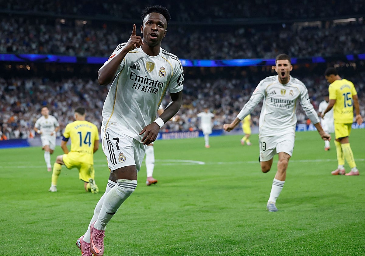 Vinícius celebra su primer gol al Villarreal
