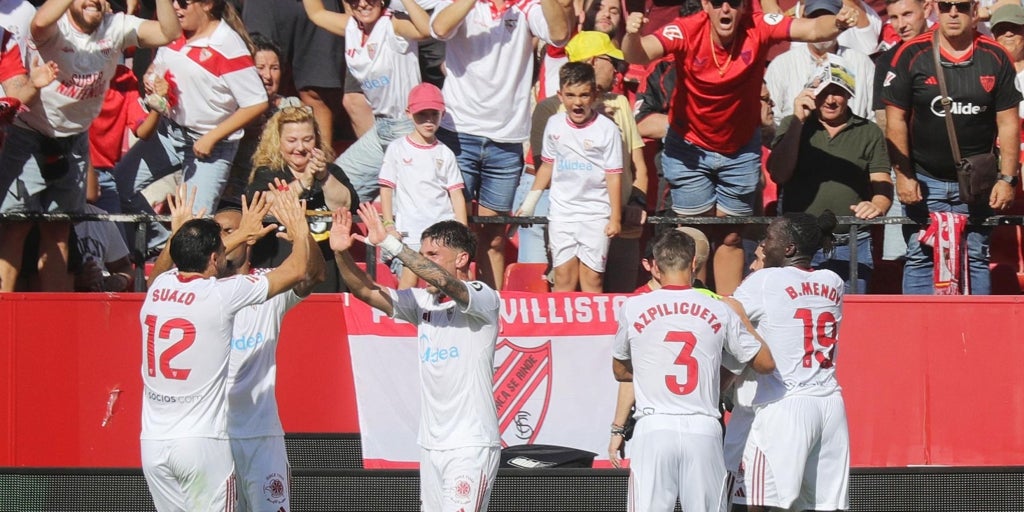 Sevilla FC - FC Barcelona: El Sevilla abre el tarro de la ilusión con una goleada al campeón (4-1)