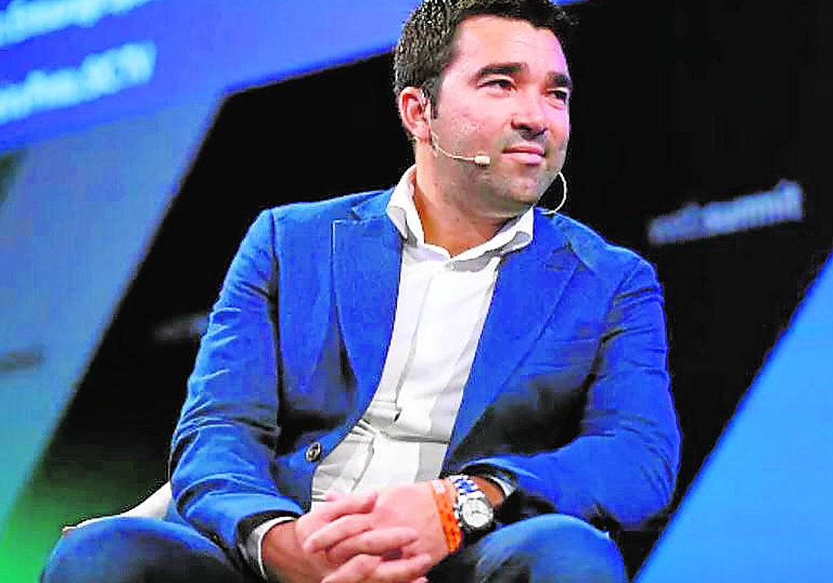 Deco, director deportivo del Barcelona