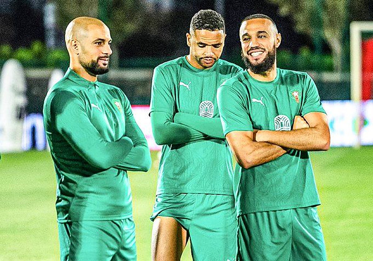 Amrabat, con sus compañeros en el entrenamiento la selección de Marruecos