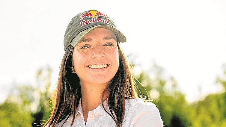 Cristina Gutiérrez: «Tengo más respeto a un coche de calle que a correr el Dakar»