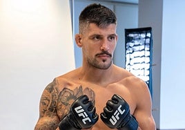 Alejandro Amigo, psicólogo de Joel Álvarez sobre el debut en el peso wélter de la UFC: «En esta etapa va a desarrollar todo su potencial»