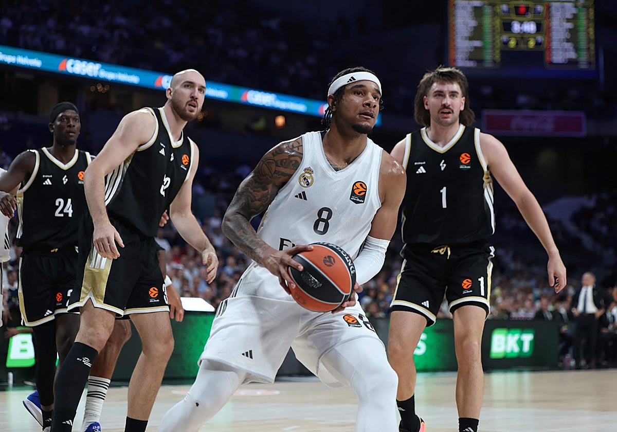 Okeke, durante el Madrid - Asvel