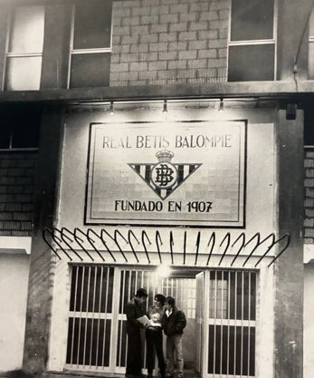 Imagen secundaria 2 - Historias de Preferencia, la grada que se fue