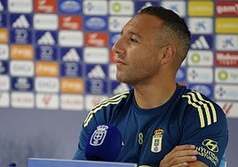 Cazorla dispara contra los que le acusan de estar detrás del despido de Paunovic