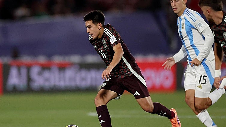 Gilberto Mora, una nueva estrella menor de edad que supera a Lamine y Pelé