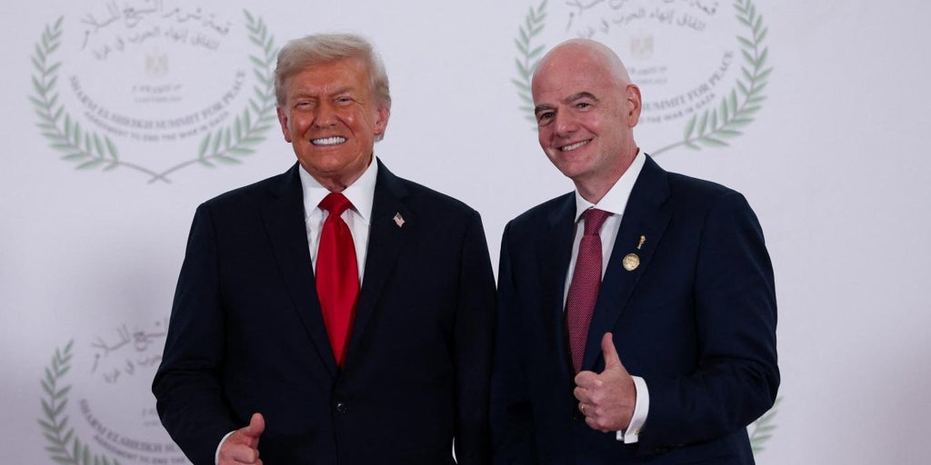 ¿Qué hacía Infantino en la cumbre de Trump en Egipto?