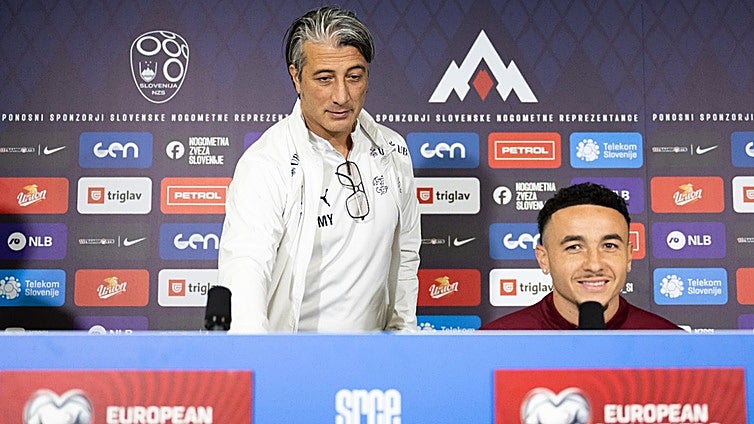 Yakin se rinde a Rubén Vargas: «Es veloz, muy peligroso de cara al gol y aporta muchos elementos defensivos»