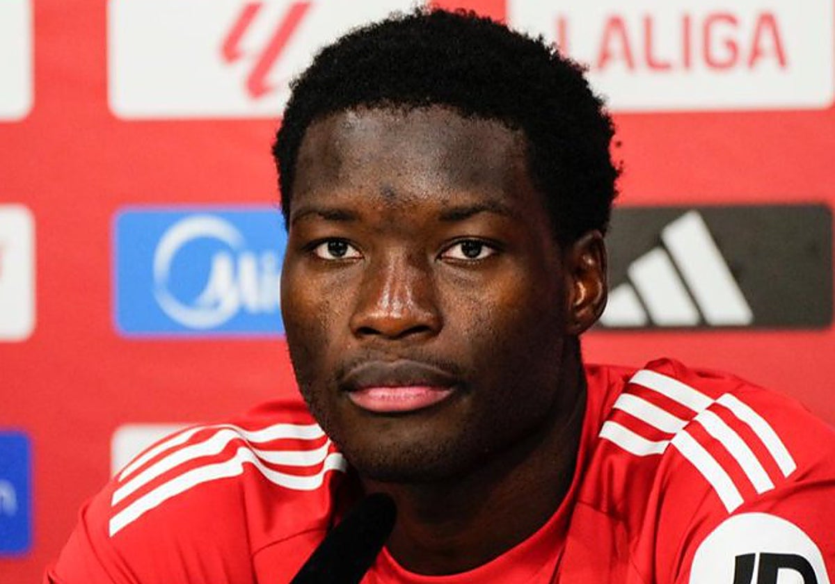 Lucien Agomué, en la rueda de prensa