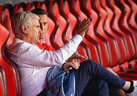 Antonio Cordón ya mira a enero: viaje a Argentina y ocho partidos en tres días