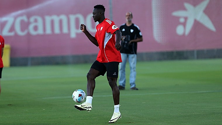 Akor Adams, en el entrenamiento de este viernes