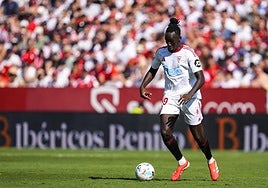 Nueva lesión en el Sevilla FC, Batista Mendy no estará ante la Real Sociedad