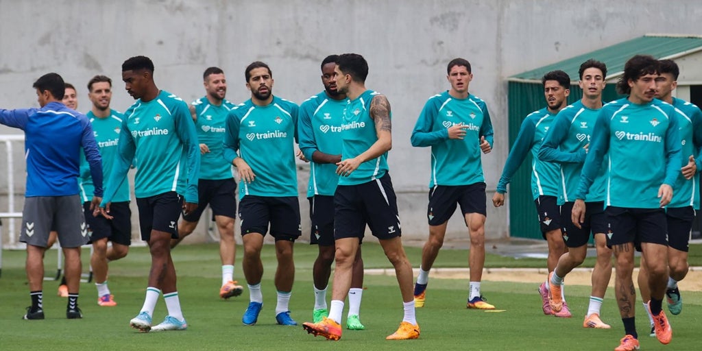 Amrabat, la ausencia en el regreso del Betis a los entrenamientos