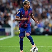 Lamine sólo marca de madrugada