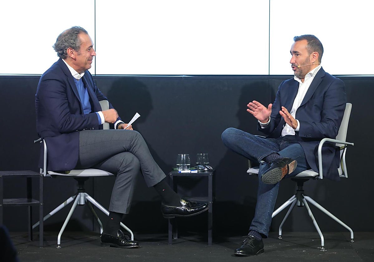 El CEO de Vocento, Manuel Mirat, dialoga con Juanma Castaño, director de El Partidazo de la Cope