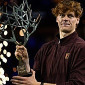 Sinner se corona en París y arrebata el número 1 a Alcaraz