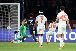 El Bayern escapa de París con tres puntos y un jugar arrollador