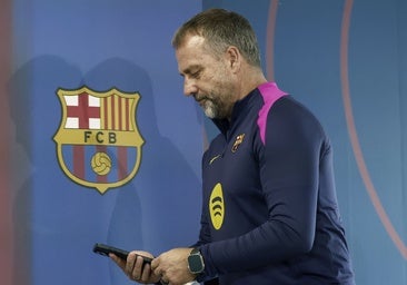 Flick le dice a su 'staff' que dejará el Barça a final de curso: «Estoy muy cansado»