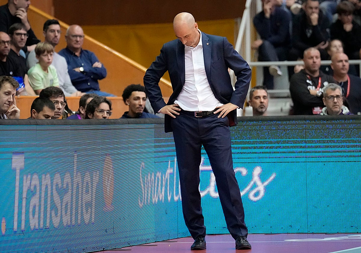 El Barça fulmina a Peñarroya tras la humillante derrota contra el Girona