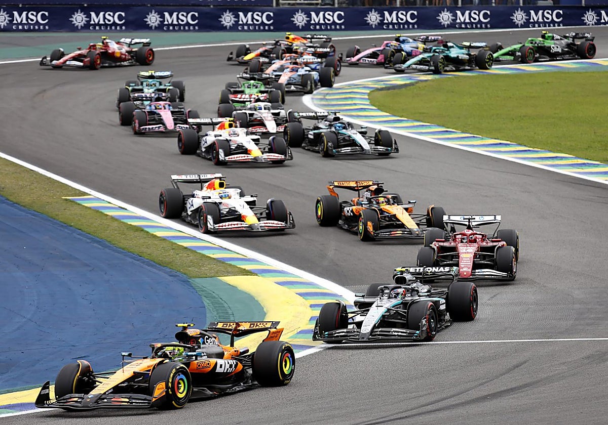 Norris, al mando del pelotón en Interlagos