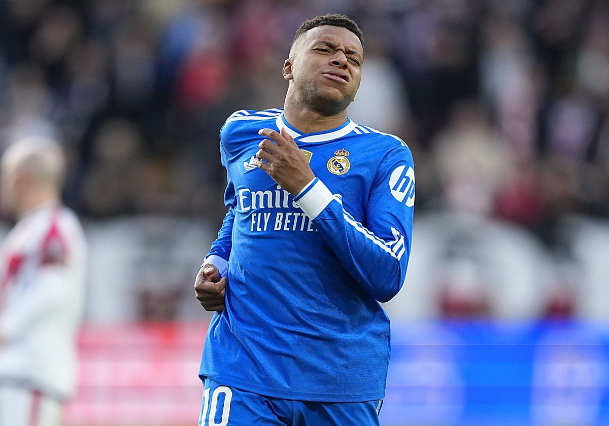Mbappé, durante el Rayo Vallecano - Real Madrid