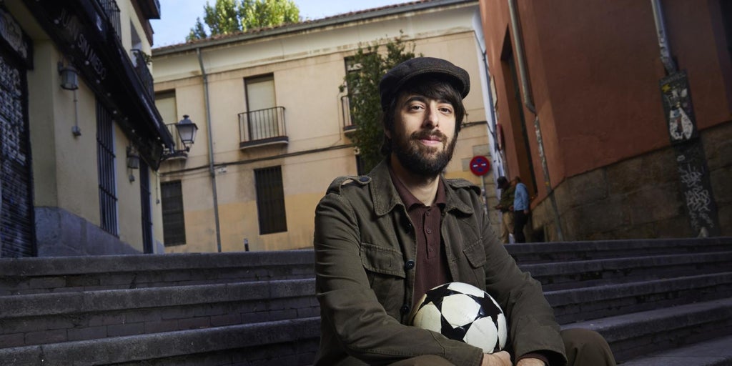 David Uclés: «Hay muchos futbolistas gais, deberían tener valor y admitirlo»