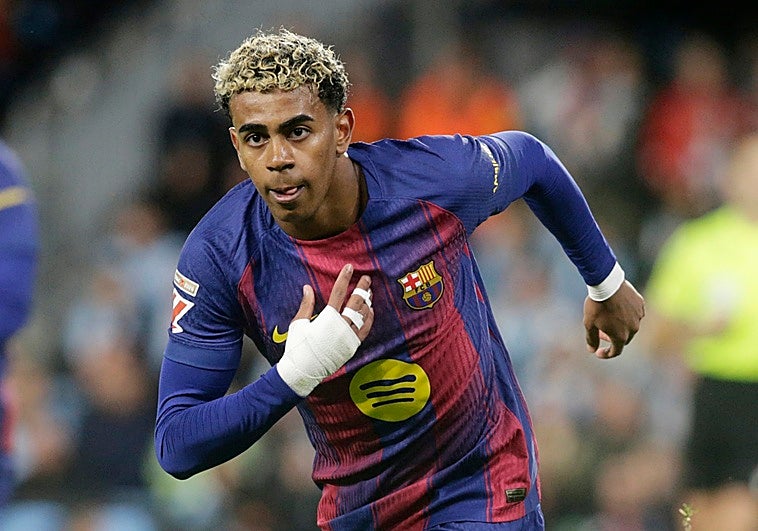 Lamine corrige a Flick: «Eh, vamos para atrás»