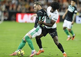 No perdió y sigue quinto, pero dio un leve paso atrás