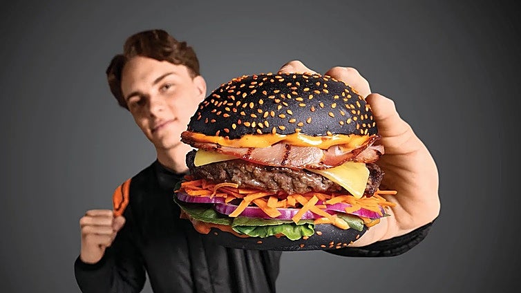 La maldición de la hamburguesa que atragantó a Piastri