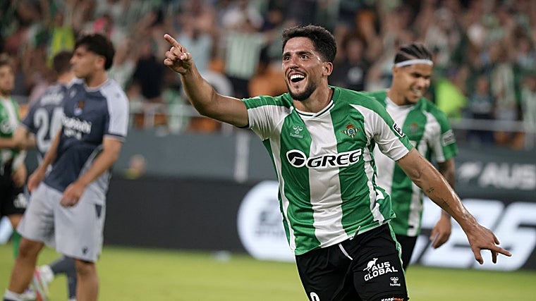 Fornals after scoring in La Liga 25-26 against Real Sociedad