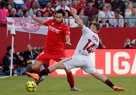 Peque se reconvierte como el mejor alumno de Almeyda