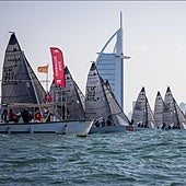 Los monotipos SB20 en aguas emiratíes