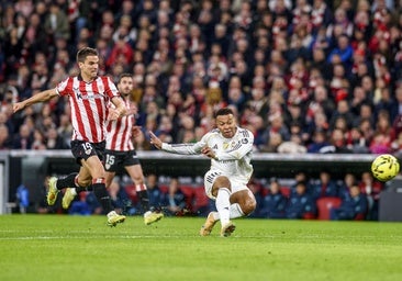 Mbappé machaca al Athletic y evita que Xabi toque fondo en San Mamés