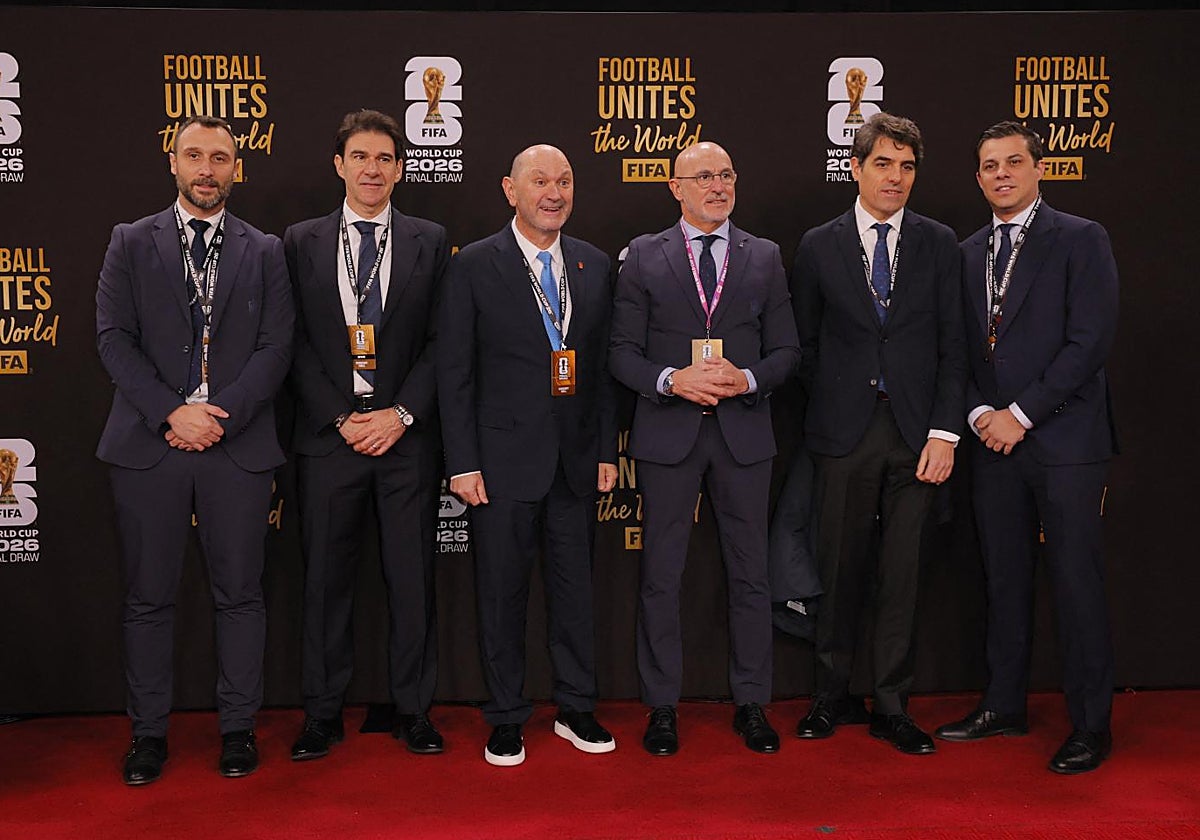 La expedición española en el sorteo del Mundial celebrado en Washington