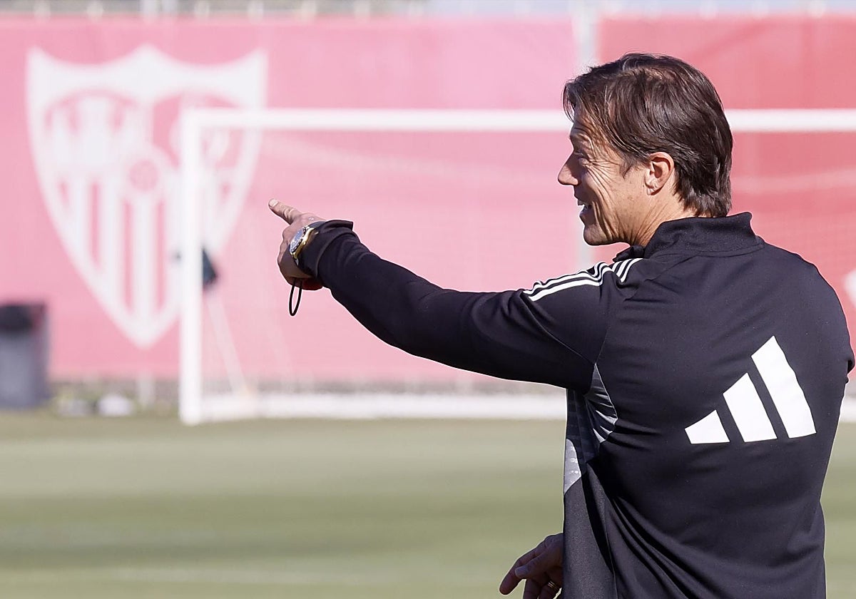 Almeyda y las lesiones en el Sevilla FC ante el Valencia: «No hay excusa»