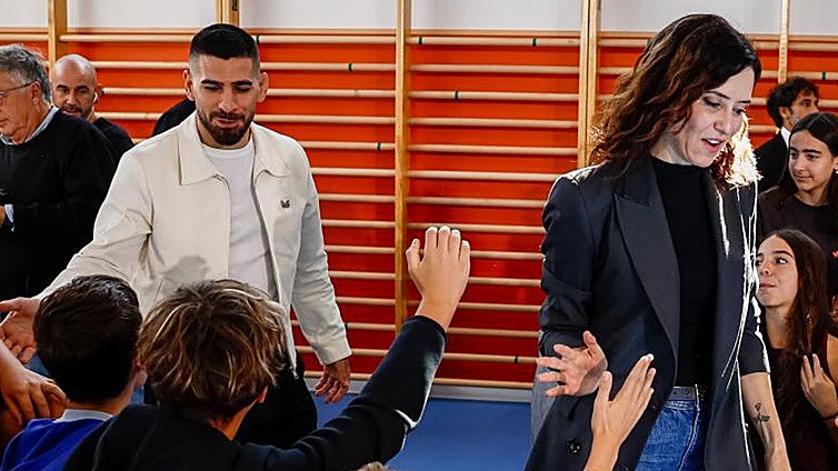 Ilia Topuria, contra el acoso escolar: «Cuando tengas un problema y no sepas qué hacer, no te calles»