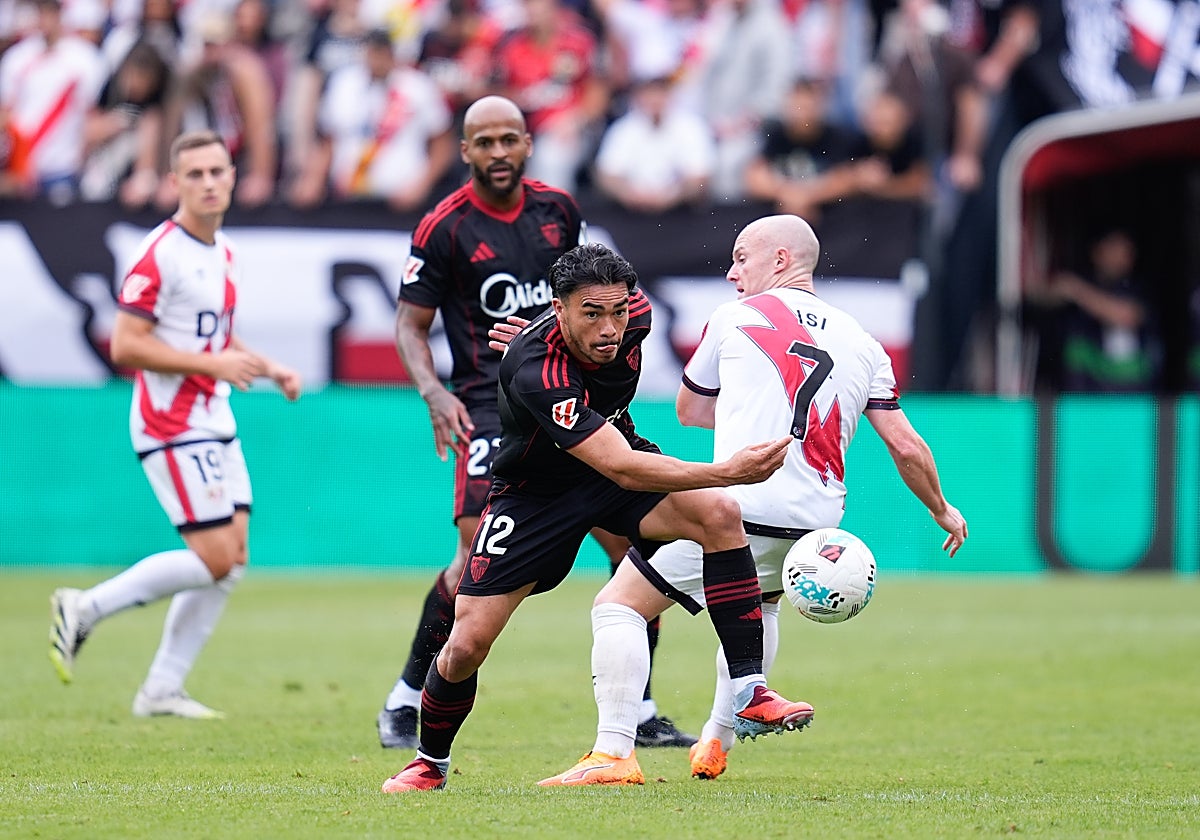 Suazo y Marcao, en el partido del Sevilla en Vallecas