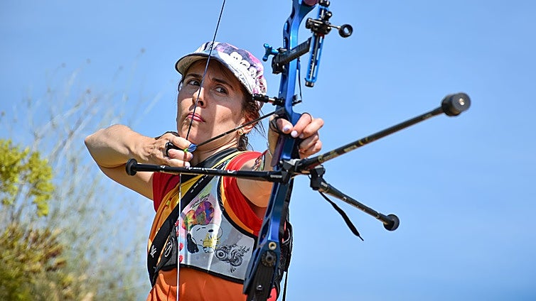 Beatriz Gómez Hermosilla , flechas contra el fraude