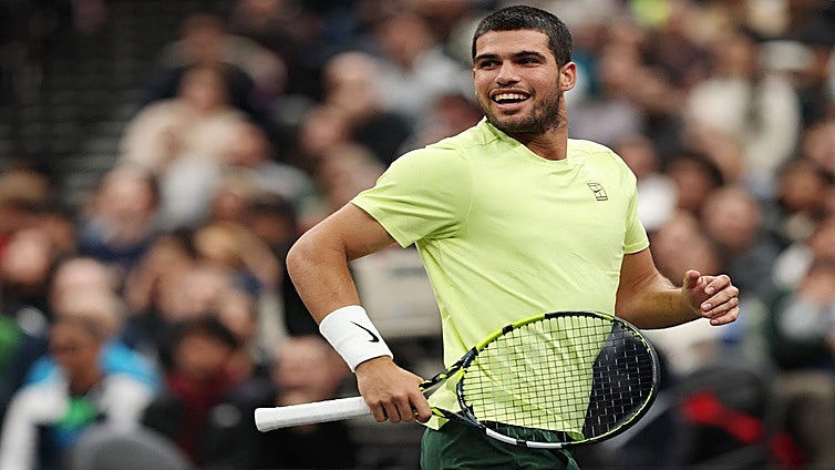 Alcaraz prepara ya 2026 haciendo caja